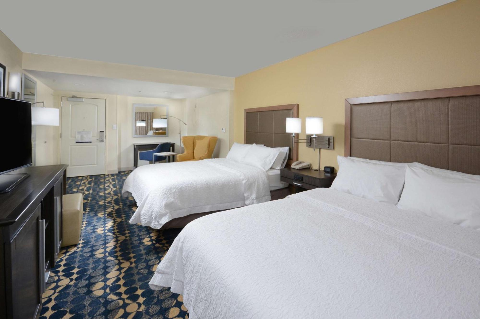 Hampton Inn Roxboro Exterior photo