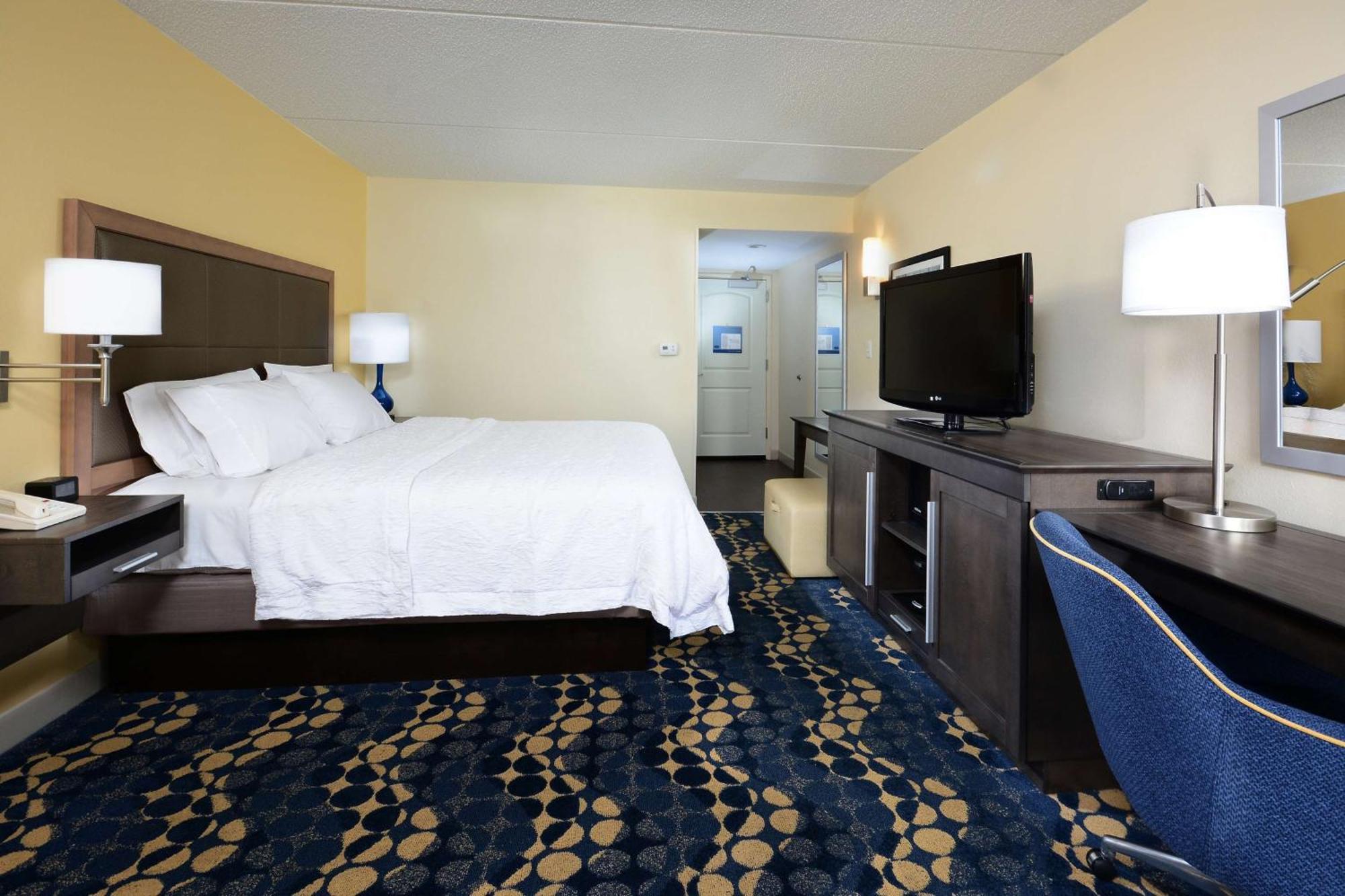 Hampton Inn Roxboro Exterior photo