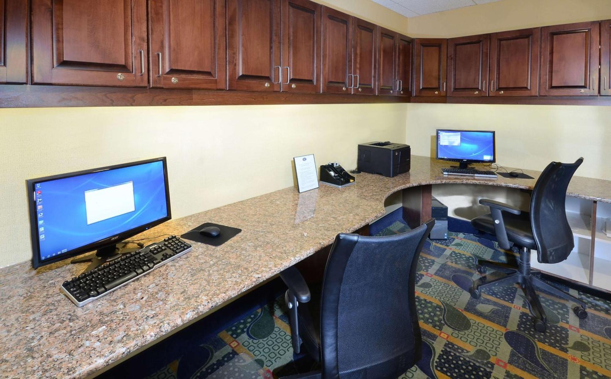 Hampton Inn Roxboro Exterior photo